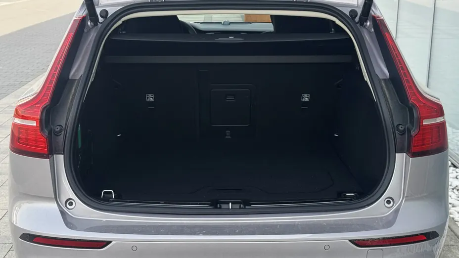 VOLVO V60 V60 T6 AWD Plug-In Hybrid Ultra Bright aut
