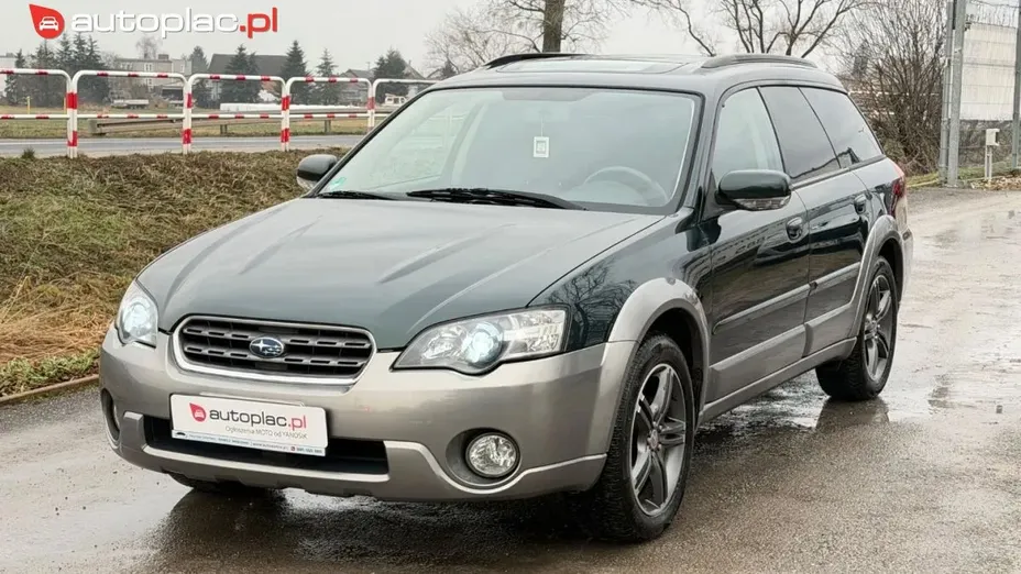 SUBARU Outback -