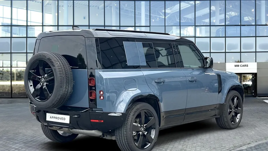 LAND ROVER Defender Defender 110 3.0 D250 mHEV X-Dynamic SE