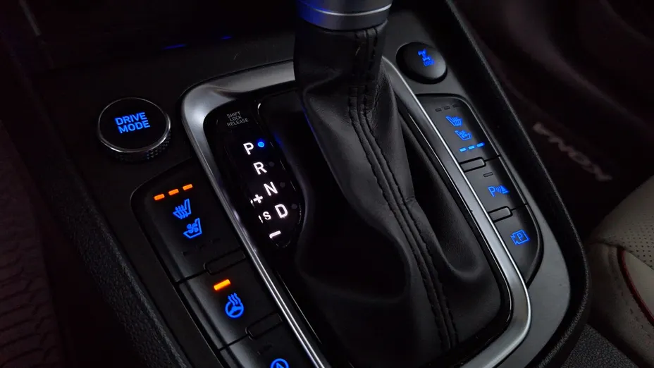 HYUNDAI Kona Kona 1.6 T-GDI Premium 4WD DCT