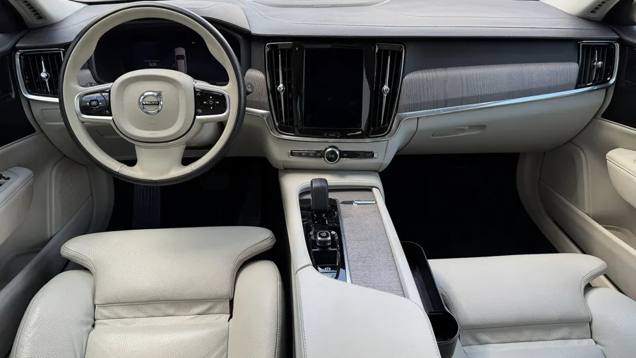 VOLVO V90 V90 B4 D Plus Dark aut