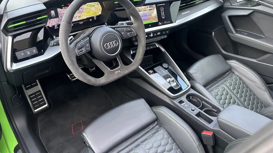 AUDI RS3 -