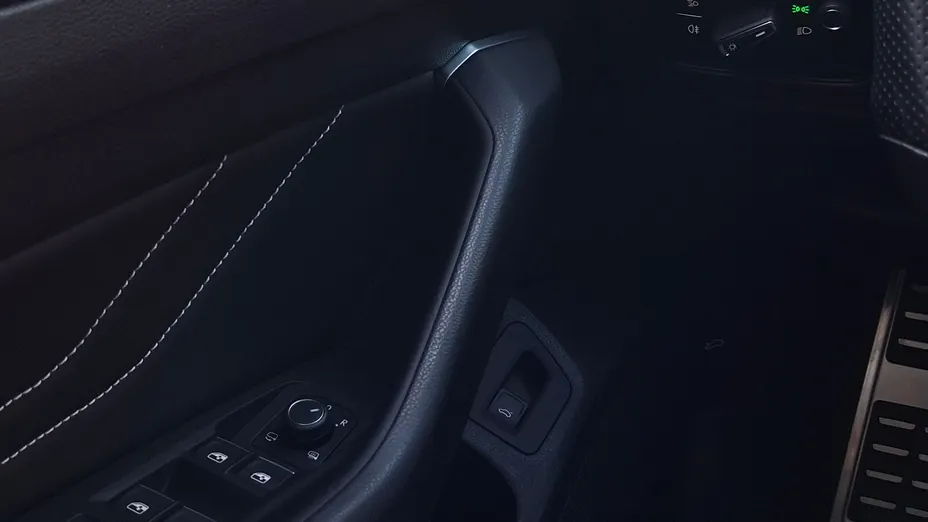 VOLKSWAGEN Arteon Arteon 2.0 TDI 4Motion R-Line DSG