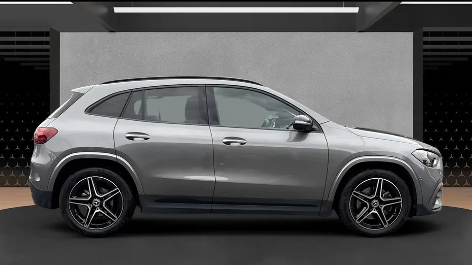 MERCEDES-BENZ GLA GLA 200 mHEV AMG Line 7G-DCT