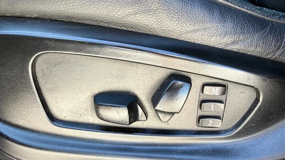 BMW X6 -