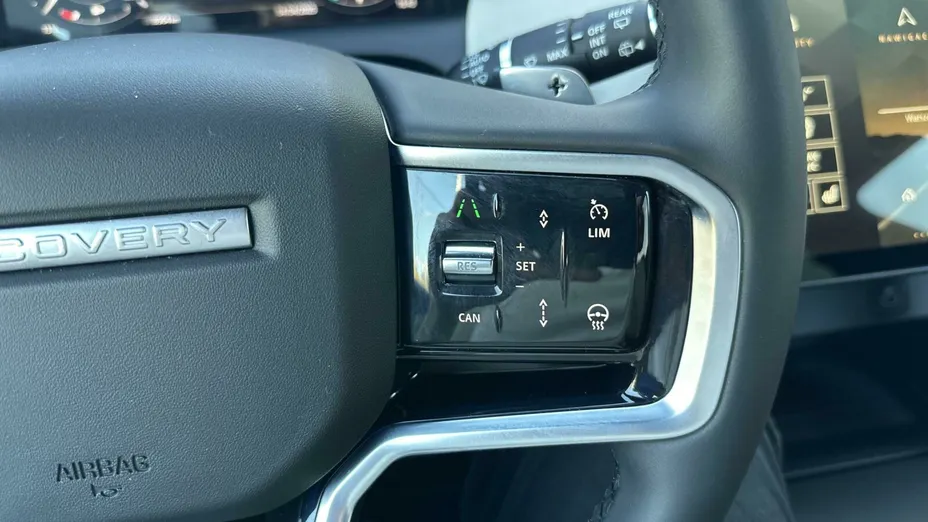 LAND ROVER Discovery Sport Discovery Sport 2.0 P200 mHEV Dynamic SE aut