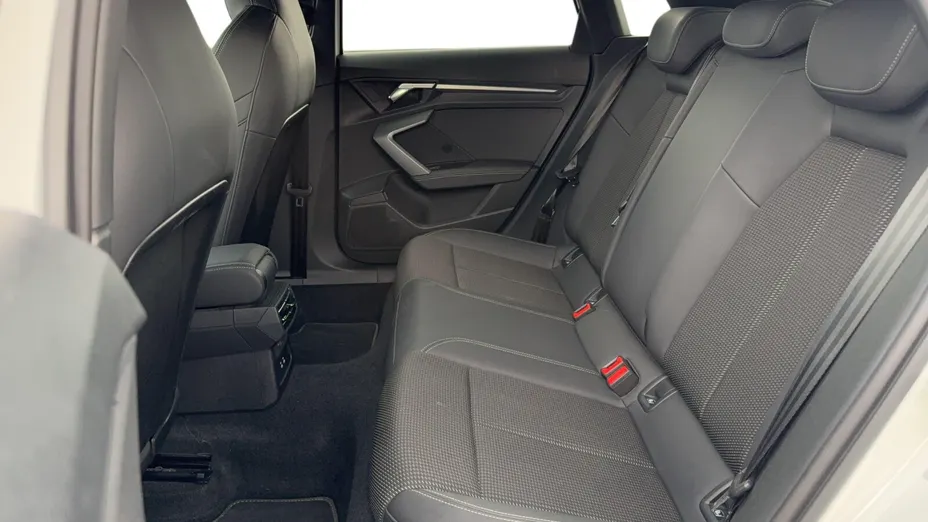 AUDI A3 Sportback -