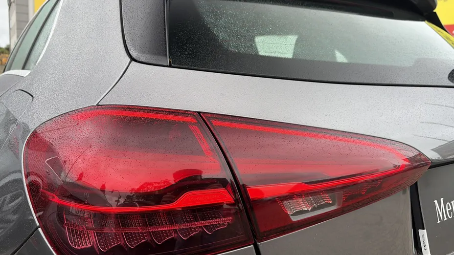 MERCEDES-BENZ A Klasa A 200 AMG Line 7G-DCT