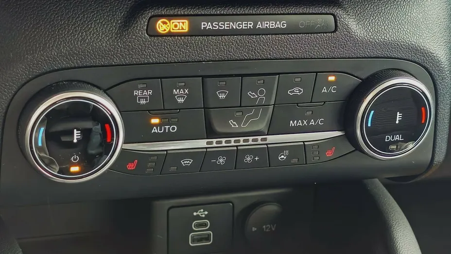 FORD Kuga Kuga 1.5 EcoBoost FWD Titanium