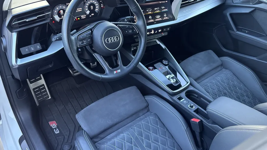 AUDI S3 Sportback -