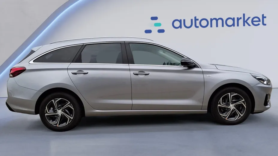 HYUNDAI i30 i30 1.5 T-GDI 48V Smart