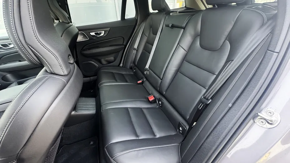 VOLVO V60 V60 T6 AWD Plug-In Hybrid Ultra Bright aut
