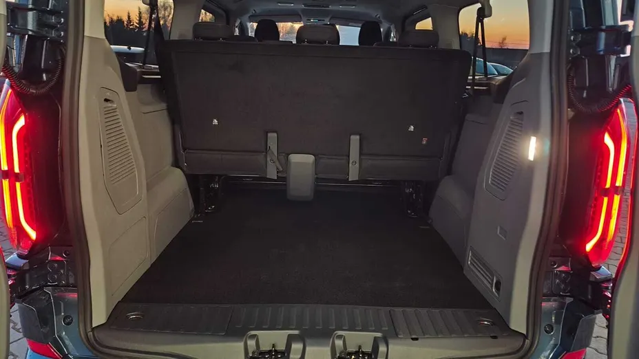 FORD Transit Custom Transit Custom Kombi 2.0 EcoBlue 320 L2H1 Limited M1 Nowy