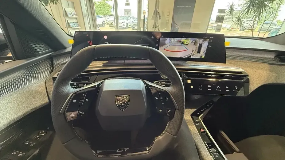 PEUGEOT 3008 3008 1.2 PureTech mHEV GT Exclusive e-DCS6 Nowy