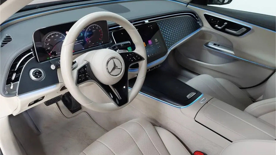 MERCEDES-BENZ E Klasa E 200 mHEV 4-Matic Avantgarde 9G-Tronic