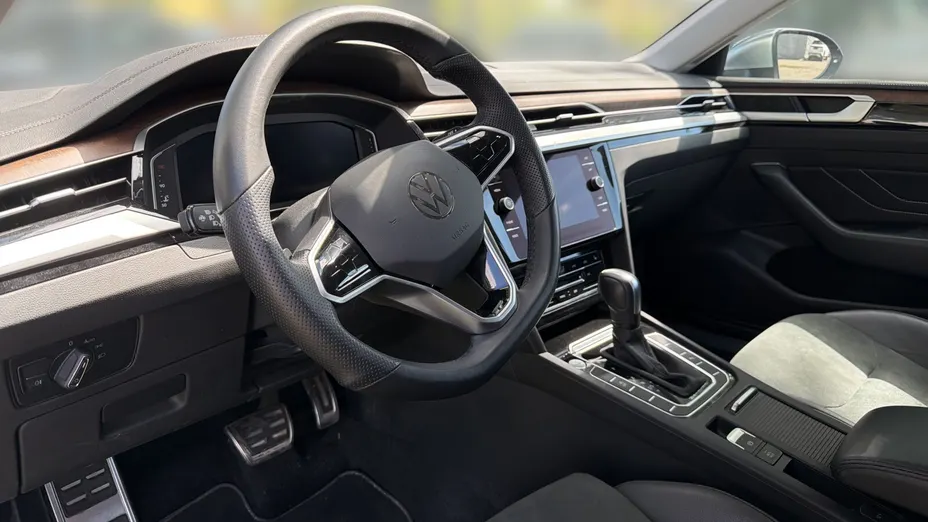 VOLKSWAGEN Arteon Arteon 2.0 TSI Elegance DSG