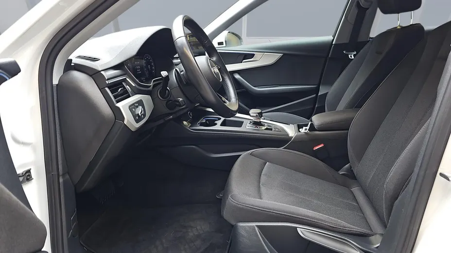 AUDI A4 A4 45 TFSI mHEV Quattro S Line S tronic