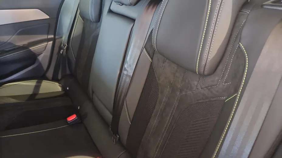 PEUGEOT 308 308 1.2 mHEV GT Exclusive S&S e-DCS6 Nowy