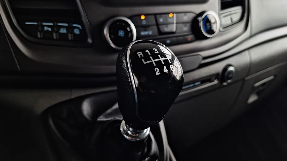 FORD Transit Custom Transit Custom 320 L2H1 Trend