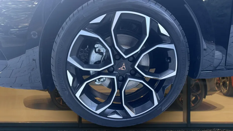 CUPRA Leon Leon 1.5 eTSI mHEV DSG Nowy