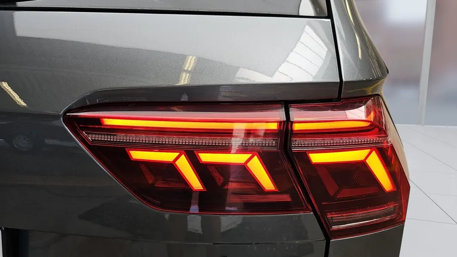 VOLKSWAGEN Tiguan Tiguan Allspace 2.0 TDI 4Mot. R-Line DSG
