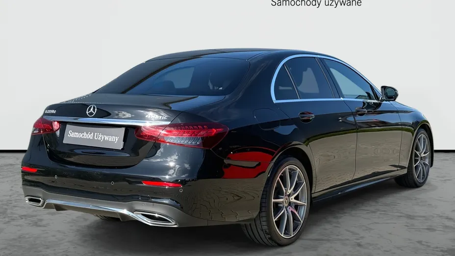 MERCEDES-BENZ E Klasa E 220 d 4-Matic AMG
