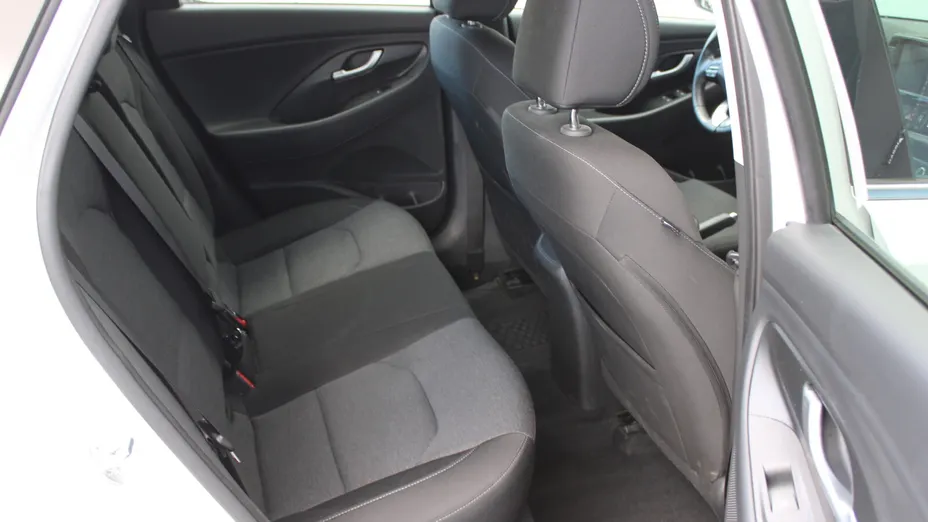 HYUNDAI i30 i30 1.5 T-GDI 48V Smart