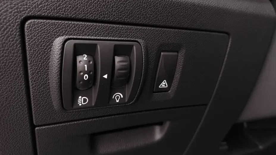 RENAULT Latitude Latitude 2.0 Expression Etanol