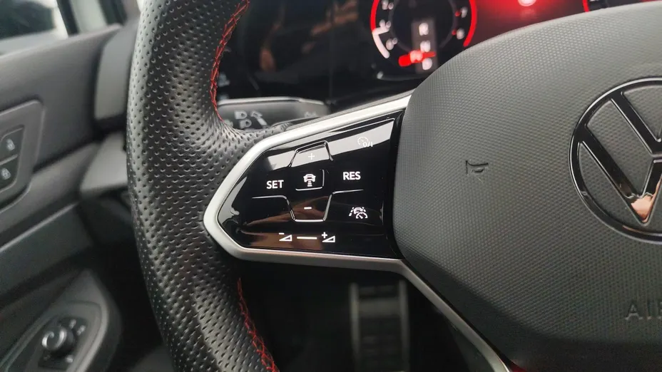VOLKSWAGEN Golf Golf VIII 2.0 TSI GTI DSG