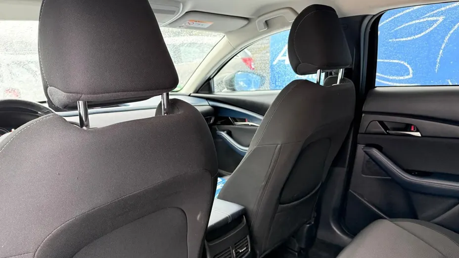 MAZDA CX-30 -