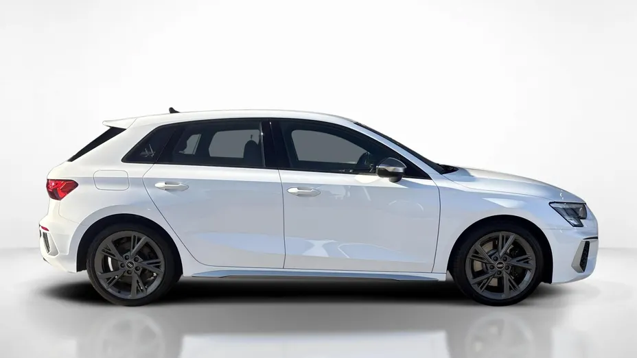 AUDI S3 Sportback -