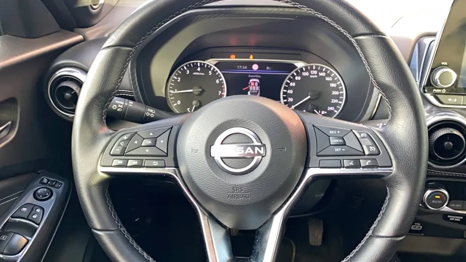 NISSAN Juke -