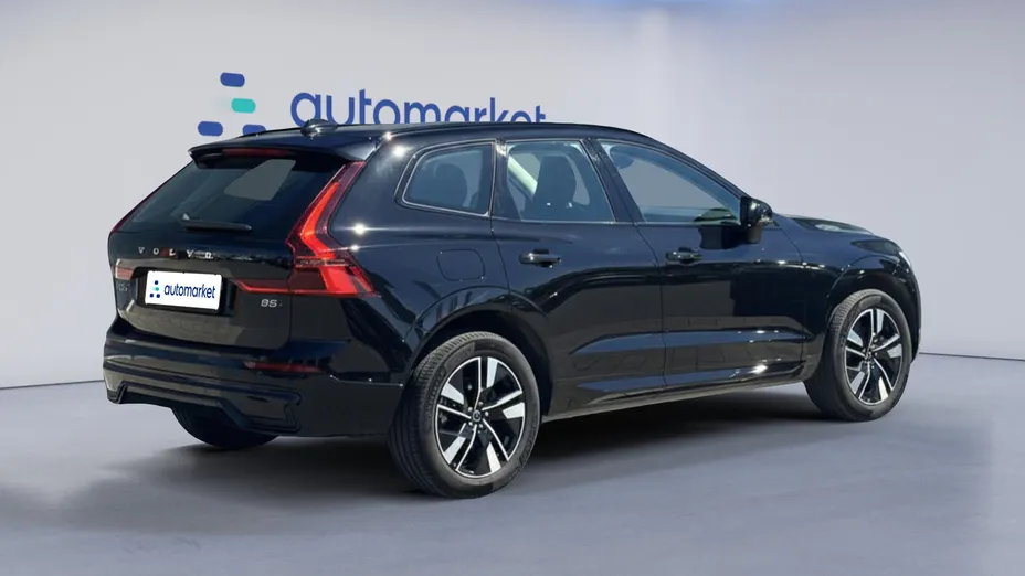 VOLVO XC60 XC60 B5 B AWD Plus Dark aut