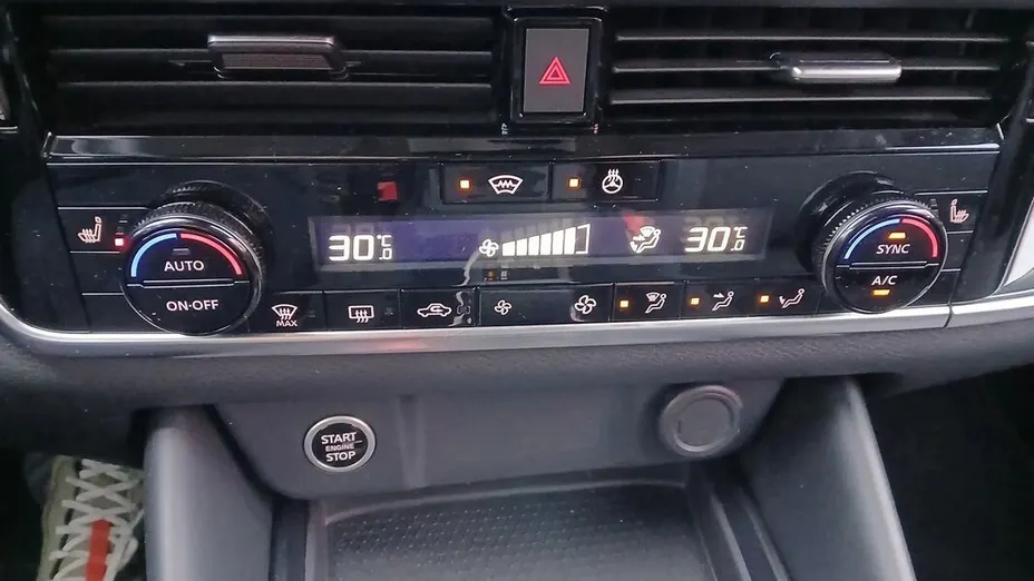 NISSAN Qashqai Qashqai 1.3 DIG-T mHEV N-Connecta Xtronic