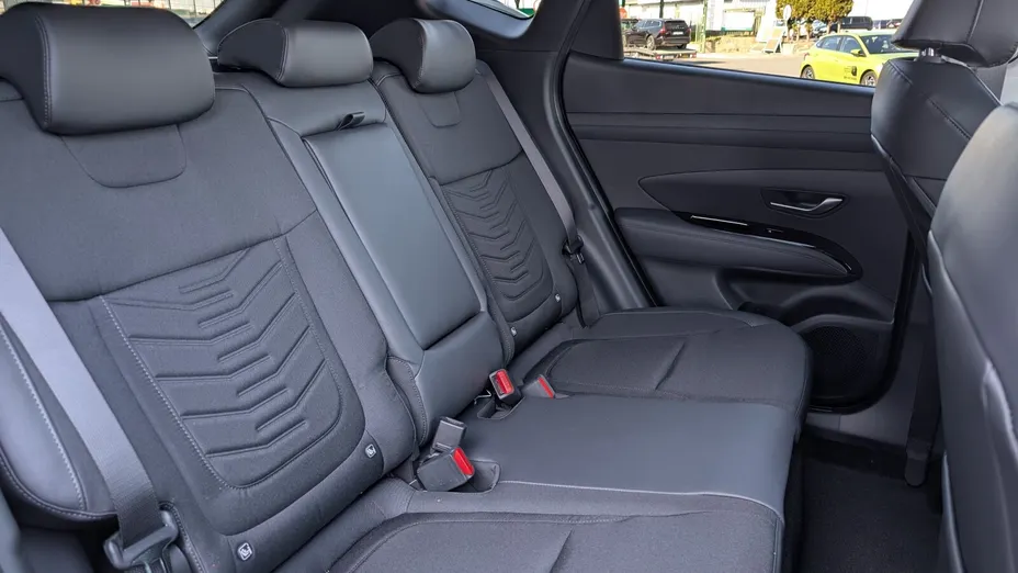 HYUNDAI Tucson Tucson 1.6 T-GDi HEV Smart 2WD aut Nowy