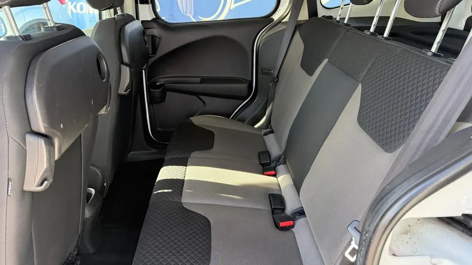 FORD Tourneo Courier -