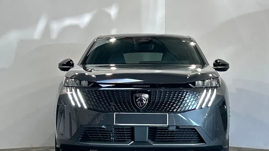 PEUGEOT 3008 -