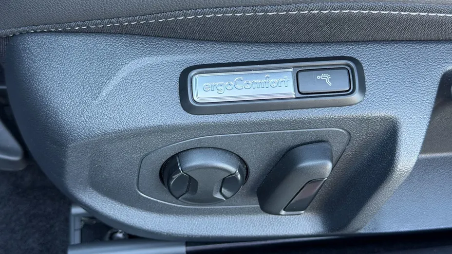 VOLKSWAGEN Arteon -