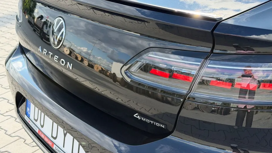 VOLKSWAGEN Arteon -
