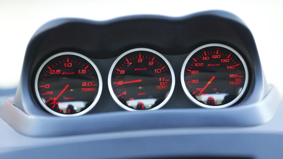 MITSUBISHI Lancer Evolution -