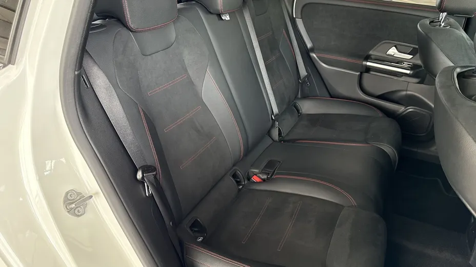 MERCEDES-BENZ B Klasa B 200 Style 7G-DCT