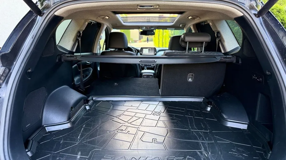 HYUNDAI Santa Fe -