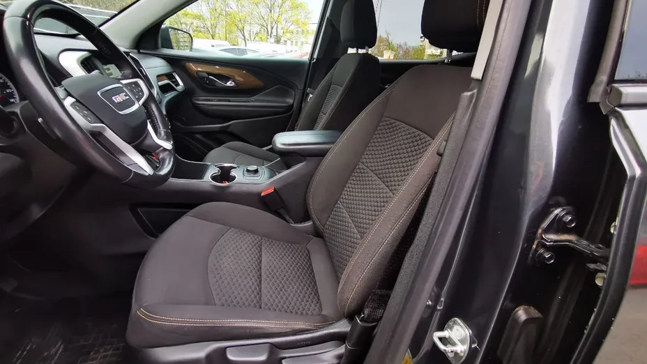 GMC Terrain -