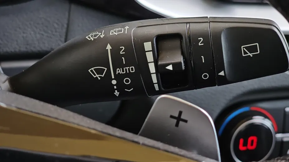 KIA Cee'd Ceed 1.5 T-GDI Business Line DCT