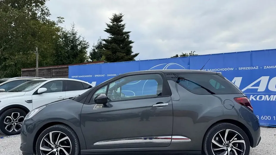 CITROEN DS3 -