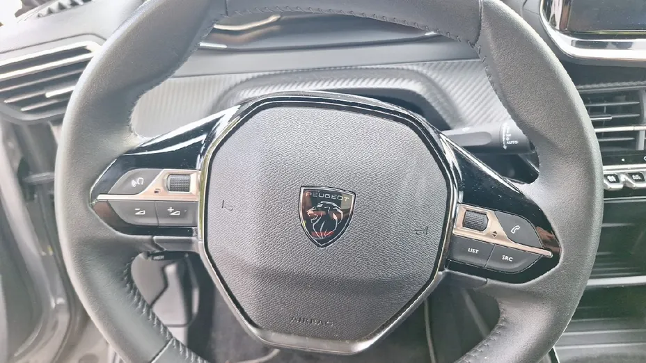 PEUGEOT 2008 -