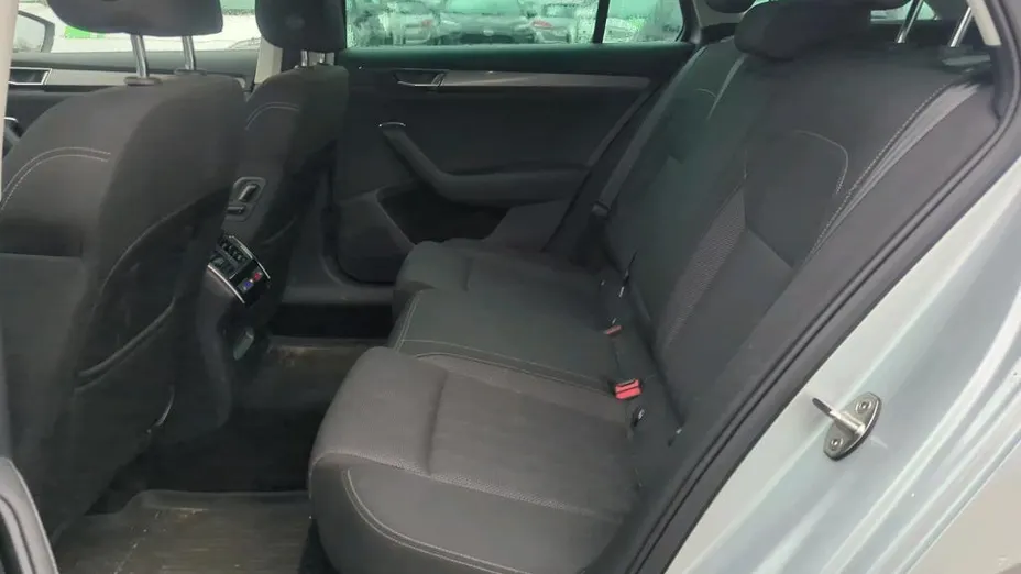 SKODA Superb Superb 2.0 TDI SCR Ambition DSG