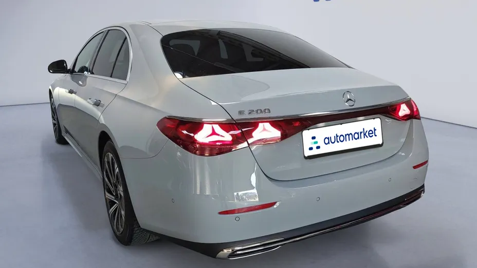 MERCEDES-BENZ E Klasa E 200 mHEV Avantgarde 9G-Tronic