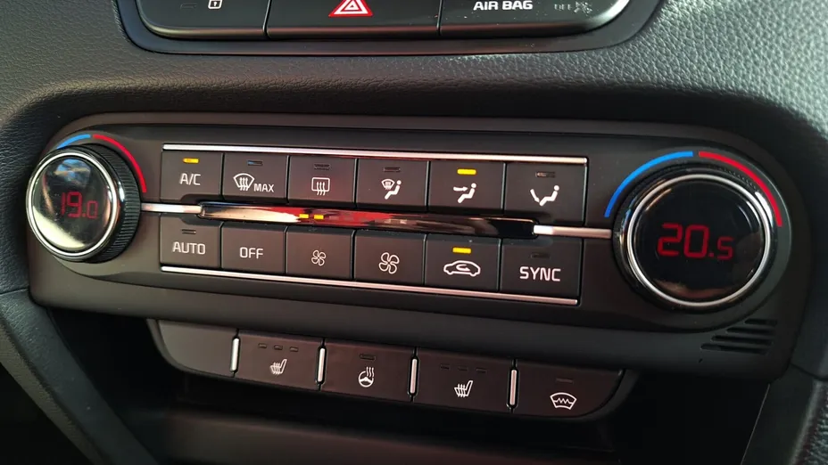KIA Cee'd Ceed 1.5 T-GDI L