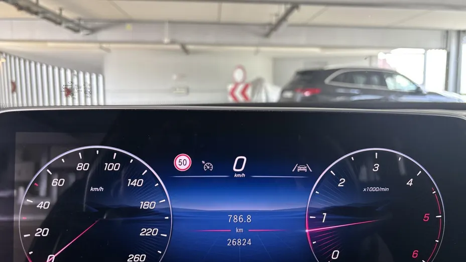 MERCEDES-BENZ C Klasa C 220 d mHEV 4-Matic AMG